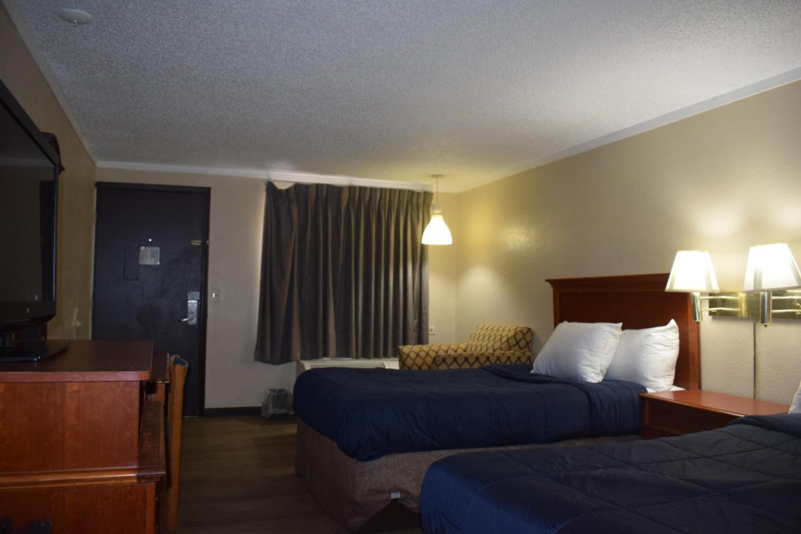 Knights Inn Farmington Hills Exterior foto